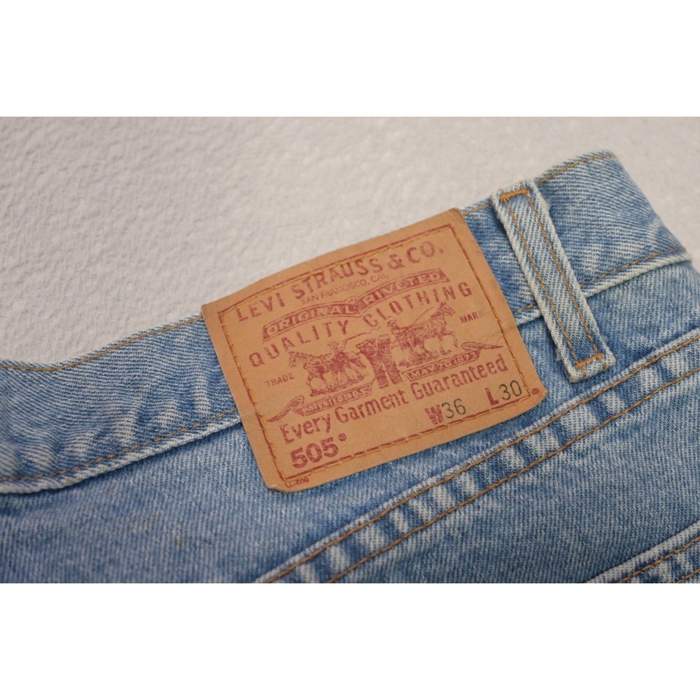 VTG Levis 505 Jeans Mens 36x30 Light Blue Regular‎ Fit Straight Leg Denim
